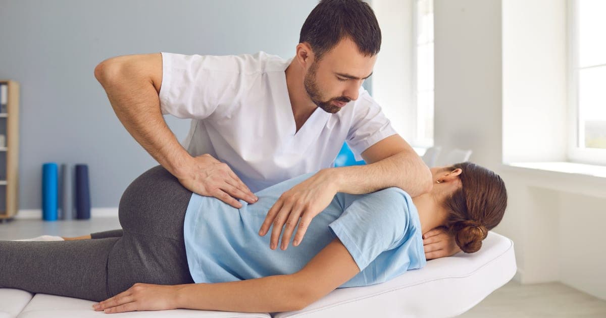 Beneficios de la terapia manual en la reducción del dolor y la tensión muscular