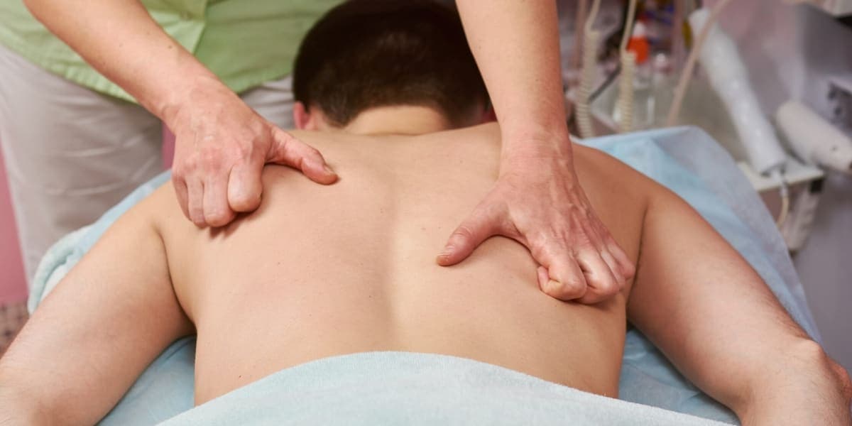 Terapia manual: más allá del masaje tradicional